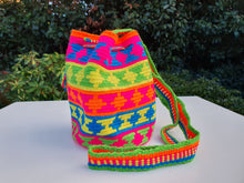 Load image into Gallery viewer, Authentic Handmade Bags Mochilas Wayuu Arcoiris COLLECTION MEDIANA Los Laureles