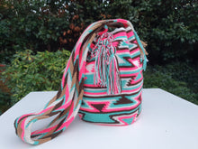 Load image into Gallery viewer, Mochila Wayuu Authentic Handmade Mochila Wayuu - ARCOIRIS COLLECTION - Tenerife