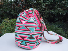 Load image into Gallery viewer, Mochila Wayuu Authentic Handmade Mochila Wayuu - ARCOIRIS COLLECTION - Tenerife