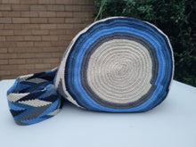 Load image into Gallery viewer, Authentic Handmade Mochilas Wayuu Bags - Colombia XXIII
