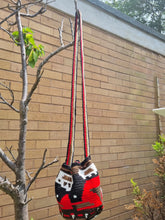 Load image into Gallery viewer, Authentic Handmade Mochilas Wayuu Bags - Small Rojo