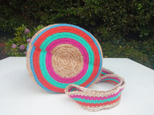 Load image into Gallery viewer, Authentic Handmade Mochilas Wayuu Bags - Small Valledupar