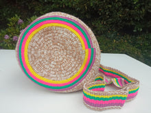 Load image into Gallery viewer, Authentic Handmade Mochilas Wayuu Bags - Mediana Chapinero