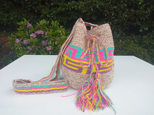 Authentic Handmade Mochilas Wayuu Bags - Small Modelia