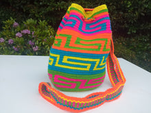 Load image into Gallery viewer, Authentic Handmade Mochilas Wayuu Bags - Small Suba