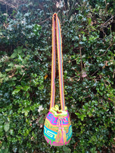 Load image into Gallery viewer, Authentic Handmade Mochilas Wayuu Bags - Small Suba