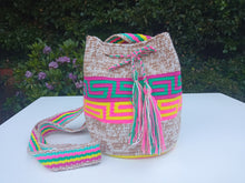 Load image into Gallery viewer, Authentic Handmade Mochilas Wayuu Bags - Small Villeta