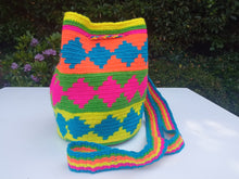 Load image into Gallery viewer, Authentic Handmade Mochilas Wayuu Bags - Small Rancheria