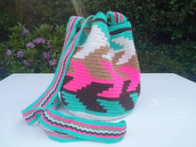 Load image into Gallery viewer, Authentic Handmade Mochilas Wayuu Bags - Small Sopó
