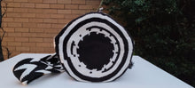 Load image into Gallery viewer, Authentic Handmade Mochilas Wayuu Bags - Colombia XIII