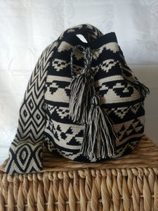 Authentic Bags Mochilas Wayuu - Café Diez