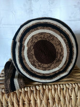 Load image into Gallery viewer, Authentic Bags Mochilas Wayuu - Café Dos