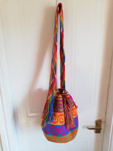 Load image into Gallery viewer, Authentic Handmade Mochilas Wayuu Bags- Aguamarina Riohacha Cinco