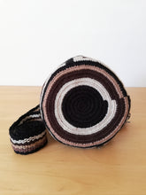 Load image into Gallery viewer, Authentic Handmade Mochilas Wayuu Bags - Small 1