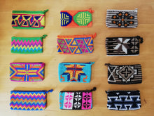 Load image into Gallery viewer, Unique &amp; Authentic Purses Wayuu - Large 1