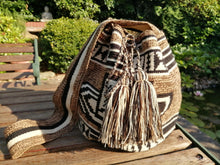 Load image into Gallery viewer, Authentic Bags Mochilas Wayuu - Café Dos