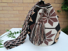 Load image into Gallery viewer, Authentic Handmade Mochilas Wayuu Bags - Bogota 2