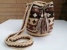 Load image into Gallery viewer, Authentic Handmade Mochilas Wayuu Bags - Small Zipaquira