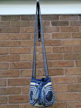 Load image into Gallery viewer, Authentic Handmade Mochilas Wayuu Bags - Small Blue