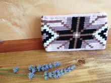Load image into Gallery viewer, Unique & Authentic Purses Wayuu - Medium 15
