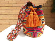 Load image into Gallery viewer, Cross-body Handmade Bags Mochilas Wayuu Collection Caribe - Arena
