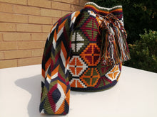 Load image into Gallery viewer, Handmade Cross-body Bags Mochilas Wayuu Collection Andes - Zipaquirá