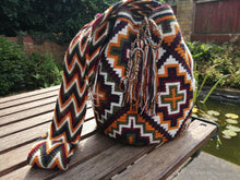 Load image into Gallery viewer, Handmade Cross-body Bags Mochilas Wayuu Collection Andes - Soacha