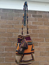 Load image into Gallery viewer, Handmade Cross-body Bags Mochilas Wayuu Collection Andes - Moncerrate