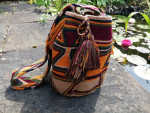 Load image into Gallery viewer, Handmade Cross-body Bags Mochilas Wayuu Collection Andes - Moncerrate