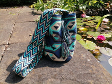 Load image into Gallery viewer, Handmade Cross-body Bags Mochilas Wayuu Collection Oceano Azul - Pescadito