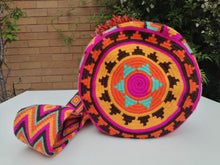 Load image into Gallery viewer, Authentic Handmade Mochilas Wayuu Bags - Sol Seis