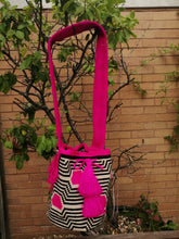 Load image into Gallery viewer, Authentic Handmade Mochilas Wayuu Bags - Rosa Tres