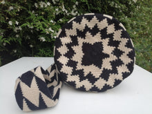 Load image into Gallery viewer, Unique Handmade Mochilas Wayuu Bags - Riohacha Seis