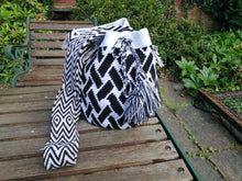 Load image into Gallery viewer, Authentic Handmade Mochilas Wayuu Bags - Rainbow Tres