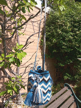 Load image into Gallery viewer, Authentic Handmade Bags Mochilas Wayuu CARNAVAL COLLECTION MEDIANA Mar