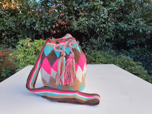 Authentic Handmade Bags Mochilas Wayuu Arcoiris COLLECTION MEDIANA Acacias