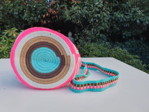Authentic Handmade Bags Mochilas Wayuu Arcoiris COLLECTION MEDIANA Cañaveral
