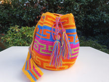 Load image into Gallery viewer, Authentic Handmade Bags Mochilas Wayuu Arcoiris COLLECTION MEDIANA Manzanares