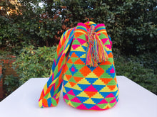 Load image into Gallery viewer, Mochila Wayuu Authentic Handmade Mochila Wayuu - ARCOIRIS COLLECTION - Fundación