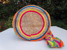 Load image into Gallery viewer, Mochila Wayuu Authentic Handmade Mochila Wayuu - ARCOIRIS COLLECTION - Guamal
