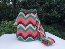 Load image into Gallery viewer, Mochila Wayuu Authentic Handmade Mochila Wayuu - ARCOIRIS COLLECTION -Arjona