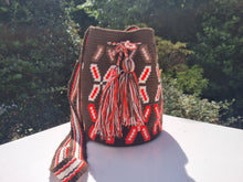 Load image into Gallery viewer, Authentic Handmade Bags Mochilas Wayuu COLLECTION MEDIANA Viva Colombia Café Summer 26