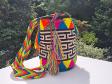 Load image into Gallery viewer, Authentic Handmade Bags Mochilas Wayuu COLLECTION MEDIANA Viva Colombia Carnaval III Summer 26
