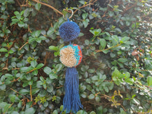 Load image into Gallery viewer, Handmade Wayuu Keyrings Colombia Carnaval X