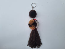 Load image into Gallery viewer, Handmade Wayuu Keyrings Colombia Carnaval IX