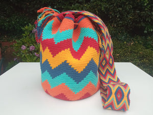 Mochila Wayuu 100% Authentic Handmade Beautiful, Unique and Practical Bags - GUALMATÁN