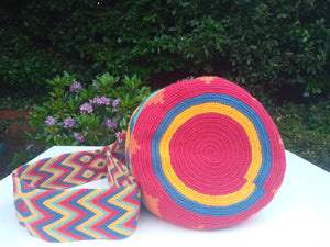Mochila Wayuu 100% Authentic Handmade Beautiful, Unique and Practical Bags - GUALMATÁN
