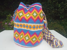 Load image into Gallery viewer, Mochila Wayuu 100% Authentic Handmade Beautiful, Unique and Practical Bags -MAPACHICO