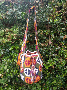 Mochila Wayuu 100% Authentic Handmade Beautiful, Unique and Practical Bags -OBONUCO