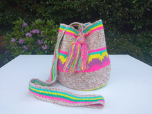 Load image into Gallery viewer, Authentic Handmade Mochilas Wayuu Bags - Small Moncerrate